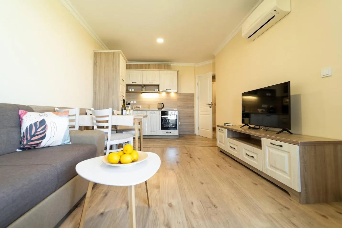 Burgas Beach Resort Apartments Болгария